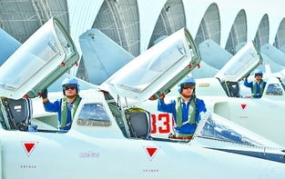 南海舰队航空兵,捍卫南海，铸就海空雄鹰