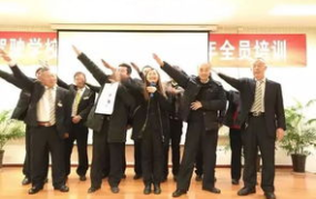 东方时尚陪练俱乐部,专业陪练服务，助力驾驶技能提升”